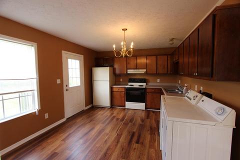 108 Lee Cir, Dover, TN 37058 photo 8