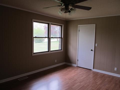5452 Marion Rd, Cunningham, TN 37052 photo 7