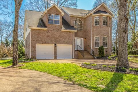 1503 Halifax Dr, Spring Hill, TN 37174 photo 2