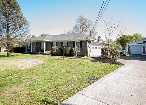 1569 Saddle Dr, Murfreesboro, TN 37130 photo 1
