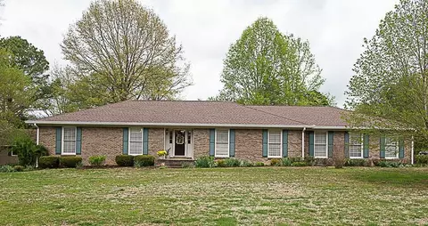 2145 Fox Hill Dr, Murfreesboro, TN 37130 photo 1