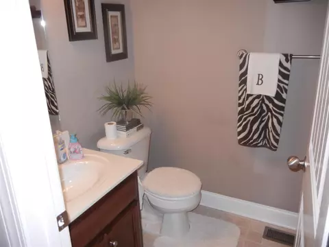 1017 Halverson Dr, Murfreesboro, TN 37128 photo 9
