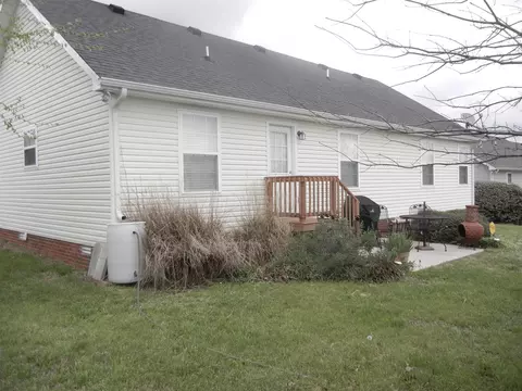 1017 Halverson Dr, Murfreesboro, TN 37128 photo 3