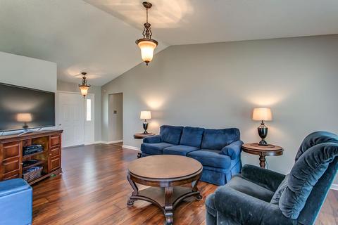 604 Charles Ln, Spring Hill, TN 37174 photo 6