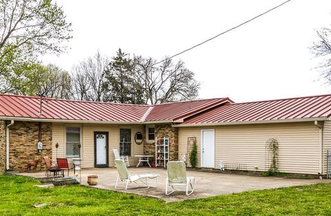 588 Weeks Rd, Murfreesboro, TN 37127 photo 4