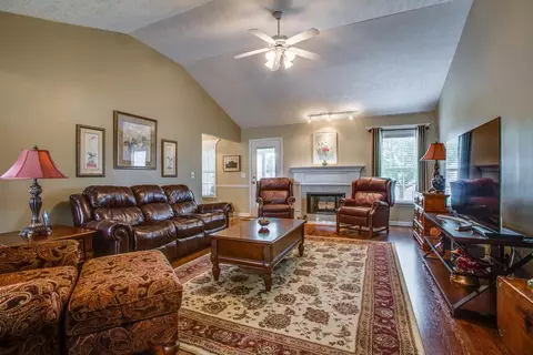3605 Ashworth Ct, Spring Hill, TN 37174 photo 5