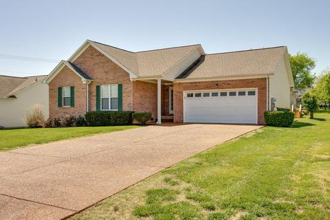 2916 Augusta Trace Dr, Spring Hill, TN 37174 photo 2