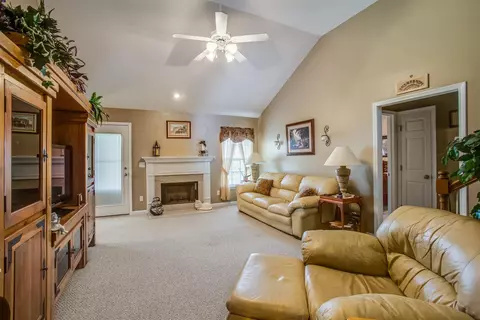 4013 Sequoia Trl, Spring Hill, TN 37174 photo 4
