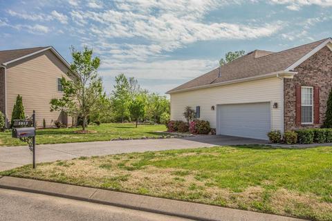 1012 Solomon Ln, Spring Hill, TN 37174 photo 3