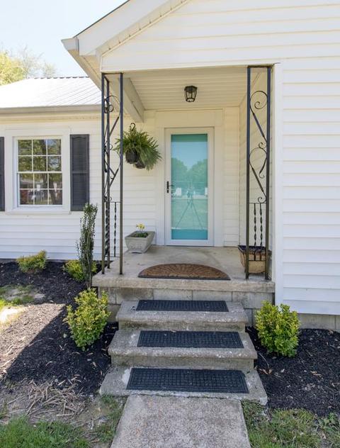 2118 Highway 47 E, Dickson, TN 37055 photo 3