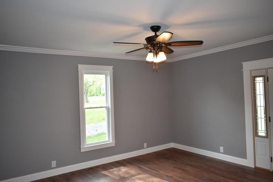  2 Bradley Ln, Brush Creek, TN 38547 photo 4
