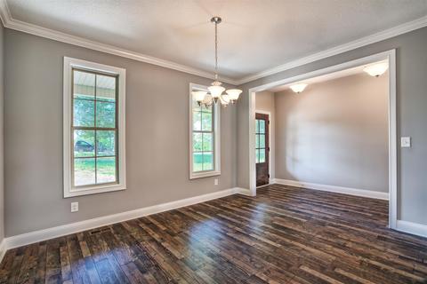 1068 Myatt Loop, Burns, TN 37029 photo 8