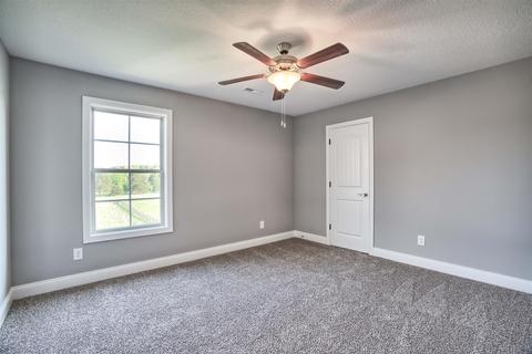 1068 Myatt Loop, Burns, TN 37029 photo 17