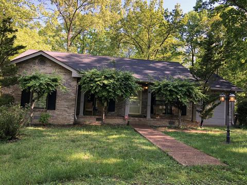 104 Bobwhite Dr, Dickson, TN 37055 photo 2