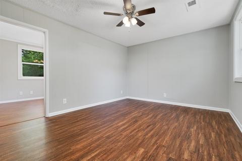 202 23rd Ave E, Springfield, TN 37172 photo 7
