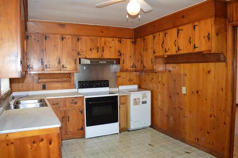 401 Dull St, Dickson, TN 37055 photo 4
