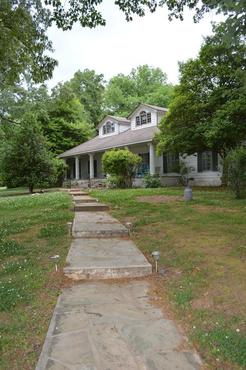 104 Sunset Dr, Decherd, TN 37324 photo 2