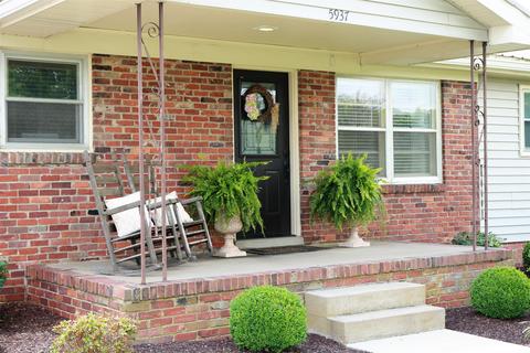 5937 Lakeview Rd, Springfield, TN 37172 photo 1