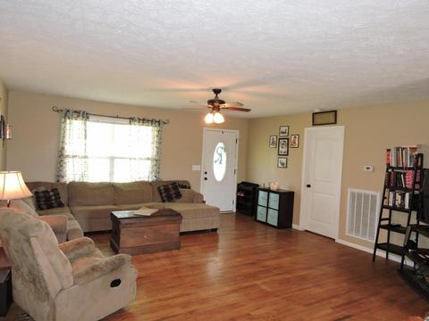 259 Bell Rd, Morrison, TN 37357 photo 5