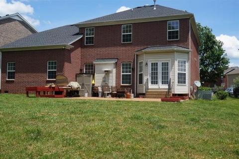 2008 Flocking Dr, Spring Hill, TN 37174 photo 3