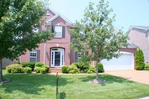 2008 Flocking Dr, Spring Hill, TN 37174 photo 1