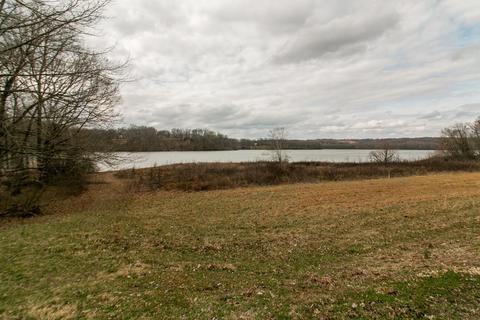 132 Timbertops Dr, Dover, TN 37058 photo 3