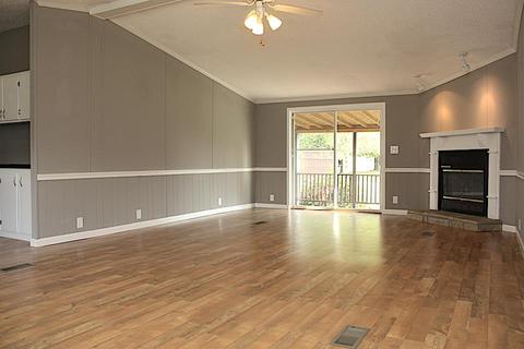 5683 Lakeview Rd, Springfield, TN 37172 photo 3