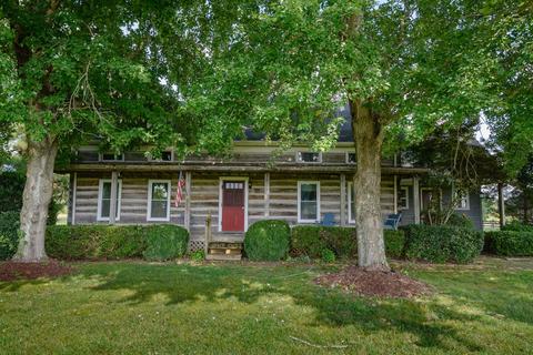 704 Hickory Grove Rd, Morrison, TN 37357 photo 2