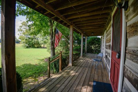 704 Hickory Grove Rd, Morrison, TN 37357 photo 5