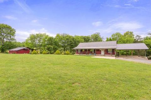 7501 E Plunders Creek Rd, Dickson, TN 37055 photo 4