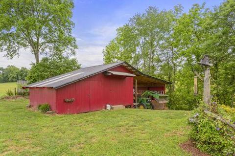 7501 E Plunders Creek Rd, Dickson, TN 37055 photo 5