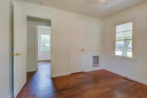 623 Johnson St, Murfreesboro, TN 37130 photo 4