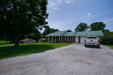 110 Black Rd, Dickson, TN 37055 photo 1