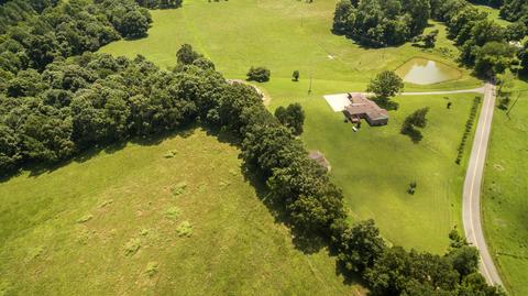 1058 Collins Rd, Vanleer, TN 37181 photo 16
