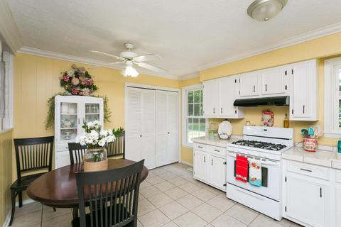 104 Nottingham Rd, Dickson, TN 37055 photo 11