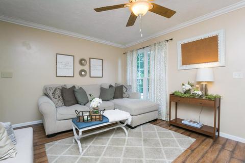104 Nottingham Rd, Dickson, TN 37055 photo 8