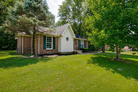 104 Nottingham Rd, Dickson, TN 37055 photo 6