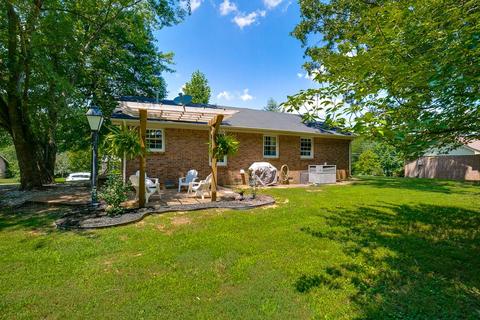 104 Nottingham Rd, Dickson, TN 37055 photo 5