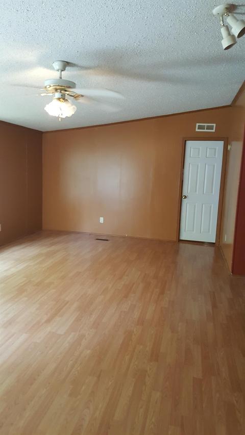 7919 E Plunders Creek Rd, Dickson, TN 37055 photo 4