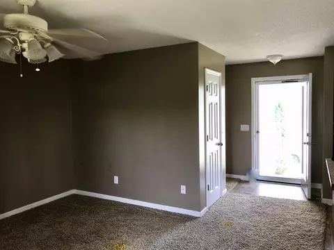 107 Modena Cir, Decherd, TN 37324 photo 2