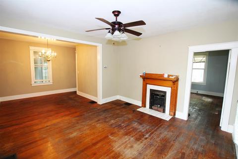 204 Circle Dr, Springfield, TN 37172 photo 3