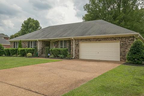 1902 Brighton Dr, Murfreesboro, TN 37130 photo 2