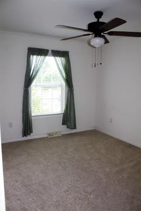 338 Penile Dr, Decherd, TN 37324 photo 19