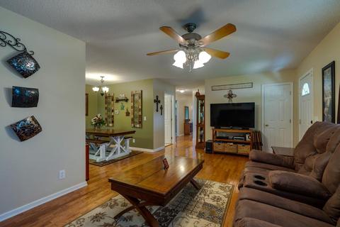 335 Busby Rd, Loretto, TN 38469 photo 9