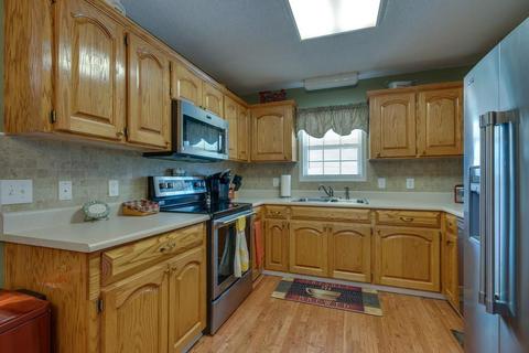 335 Busby Rd, Loretto, TN 38469 photo 7