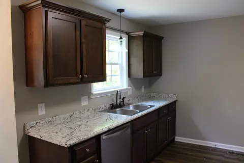 214 4th Ave E, Springfield, TN 37172 photo 4