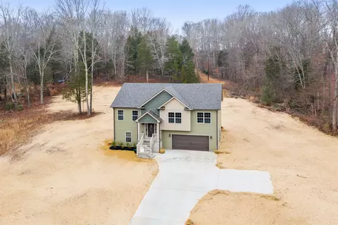 1225 Biter Rd, Cunningham, TN 37052 photo 5