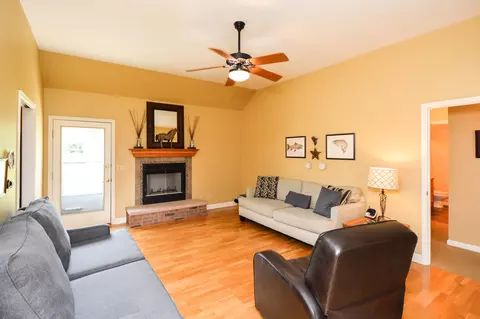 160 Vantrease Rd, Cottontown, TN 37048 photo 12