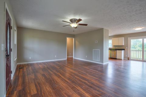 612 Murrell Rd, Dickson, TN 37055 photo 5