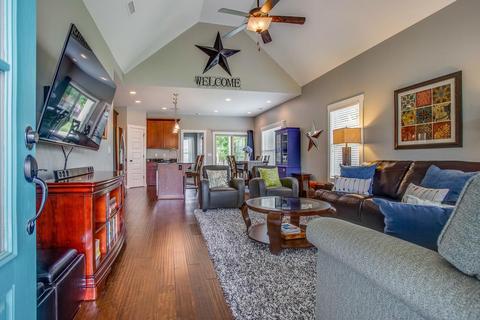 5012 Geranium Dr, Spring Hill, TN 37174 photo 4